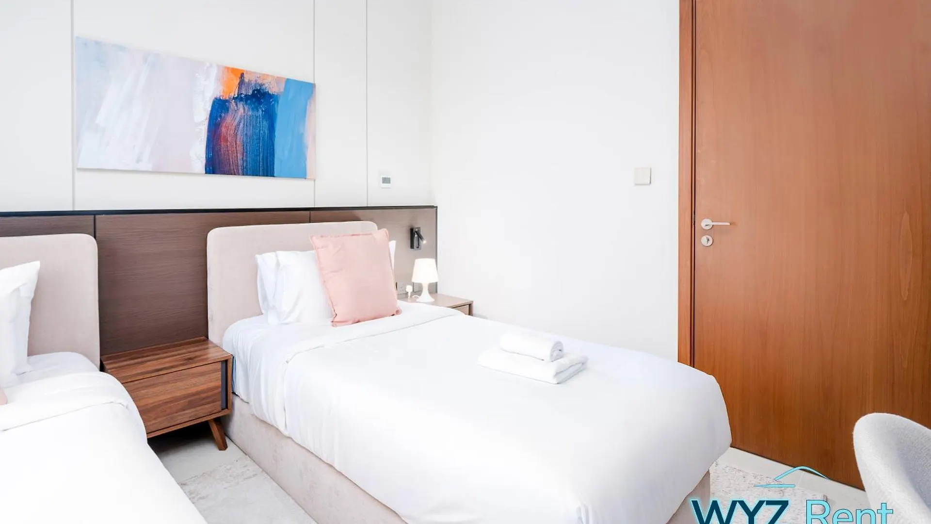 Chic 2 Bedroom In Vida Residences Creek-Beach Access Dubai